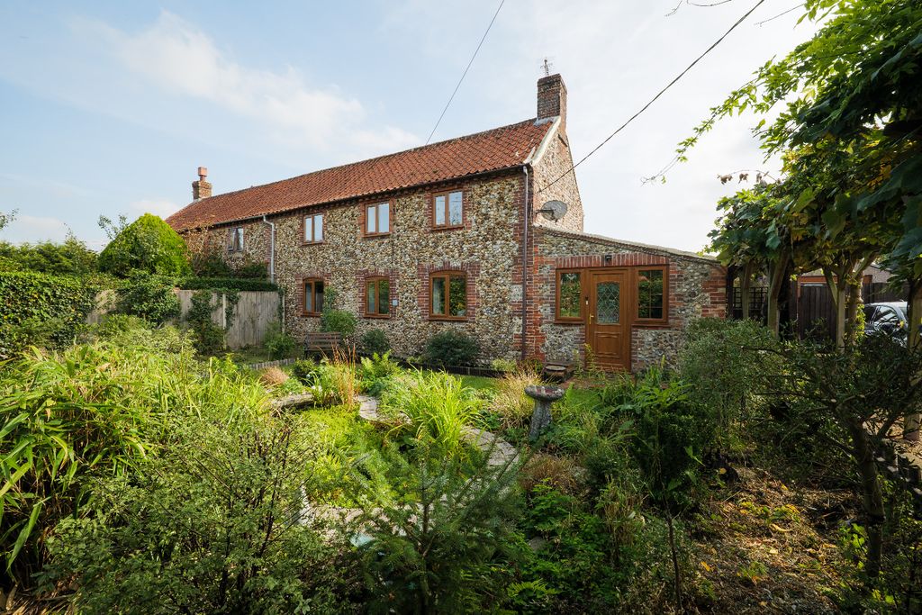 Property photo 1 of 39 5349651