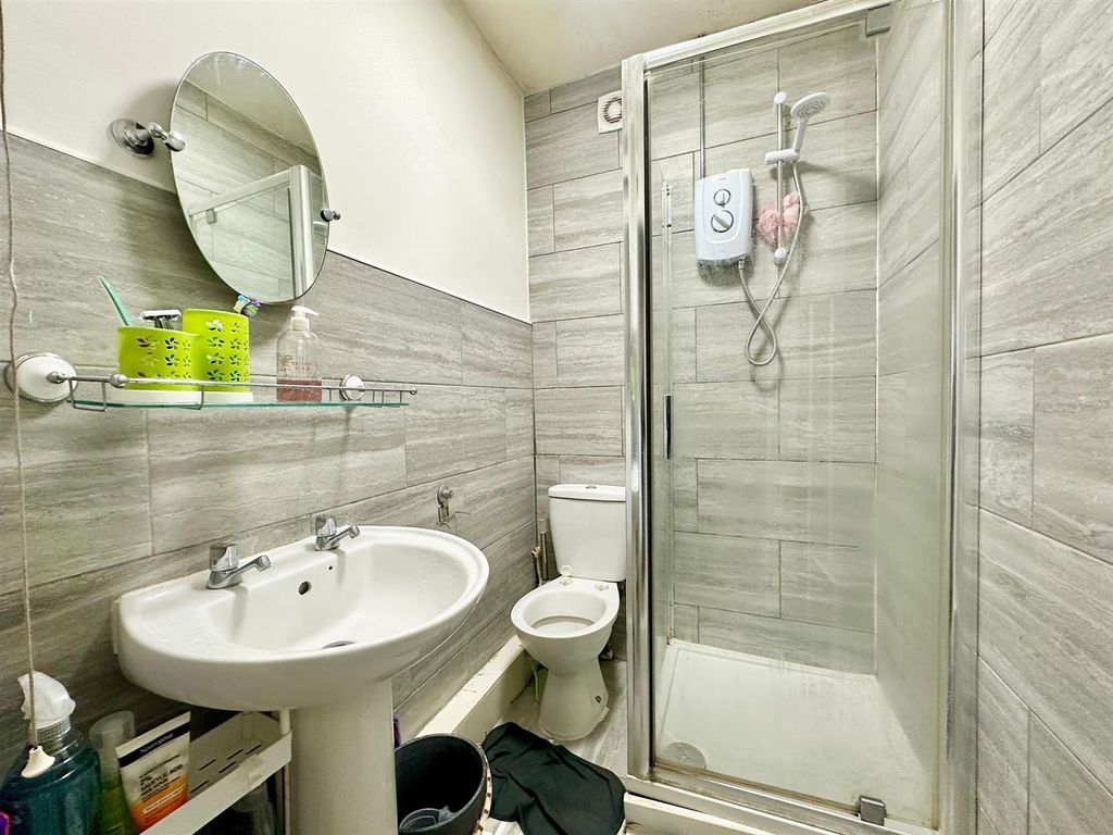 Property photo 3 of 9 Img-20251206-Wa0005.Jpg