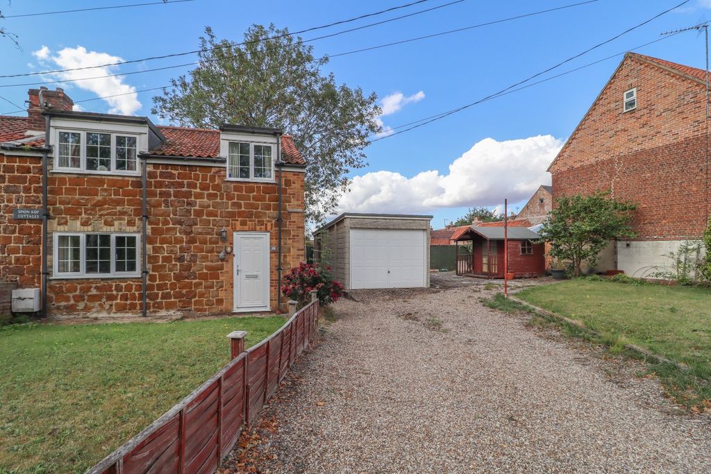 Property photo 1 of 18 3848352