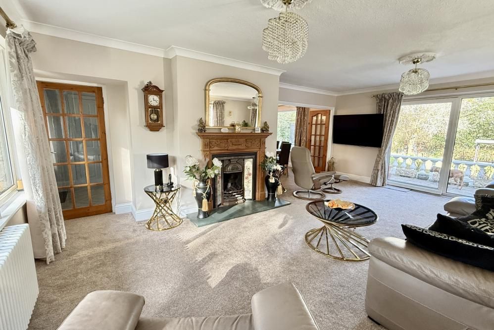 Property photo 3 of 35 Gallery