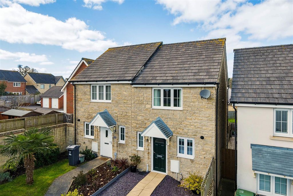 Property photo 1 of 21 1269557 (1)E.Jpg