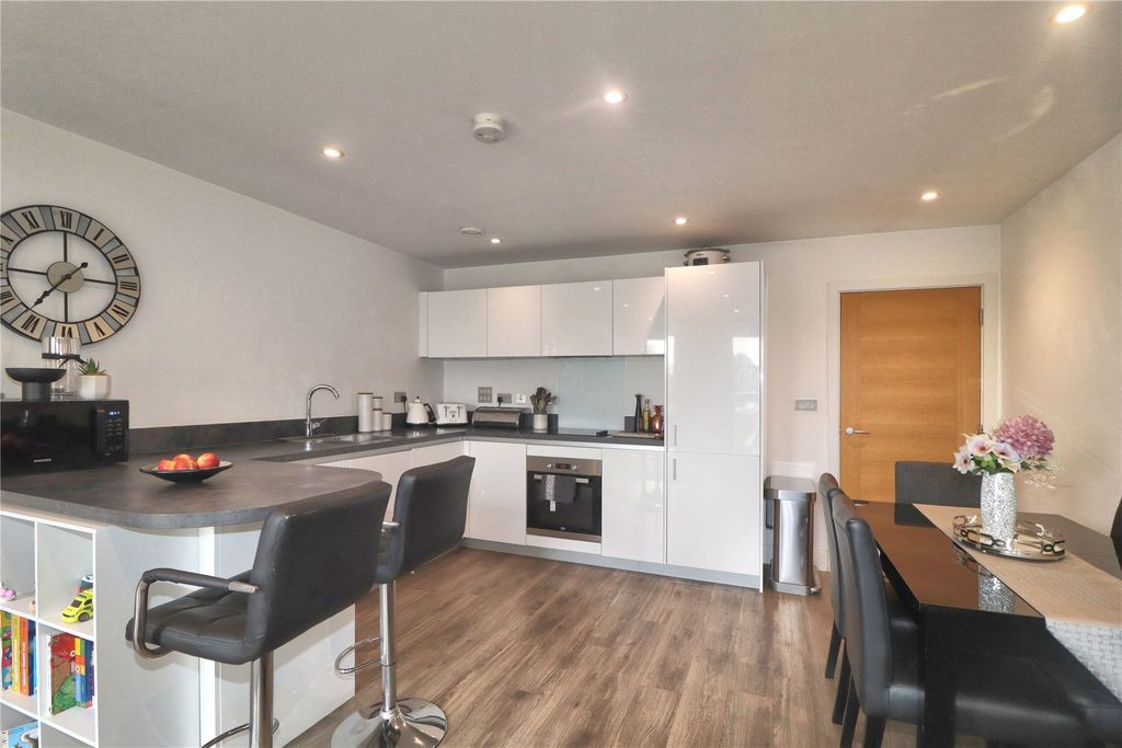 Property photo 2 of 7 Picture No. 04