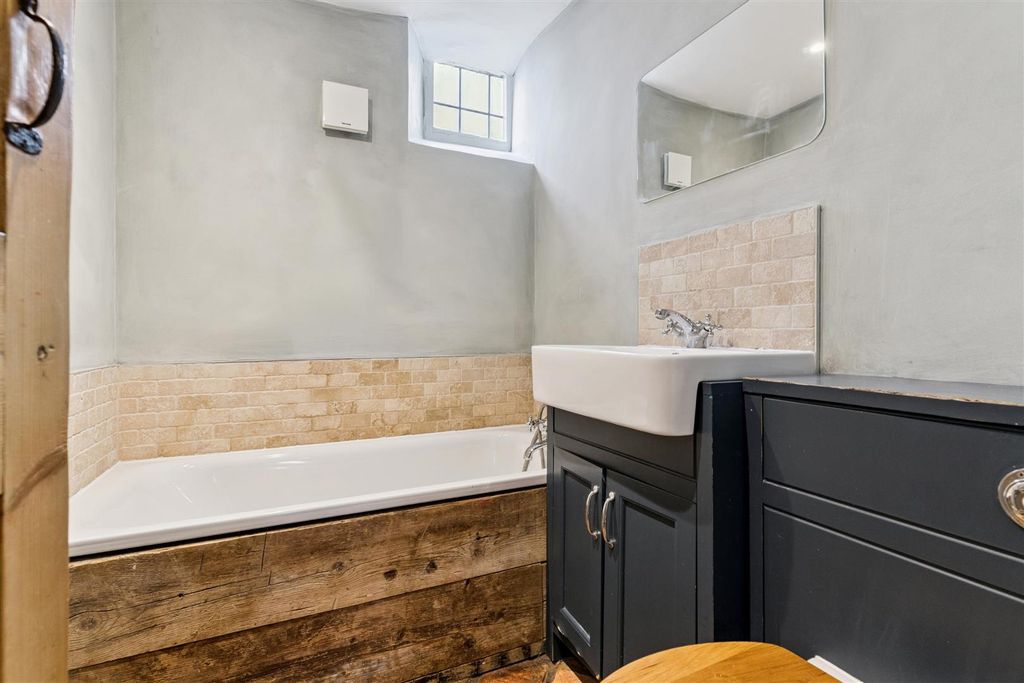 Additional image 21 of 3 bed semi-detached house for saleWater Lane, Sherington, Newport Pagnell MK16
