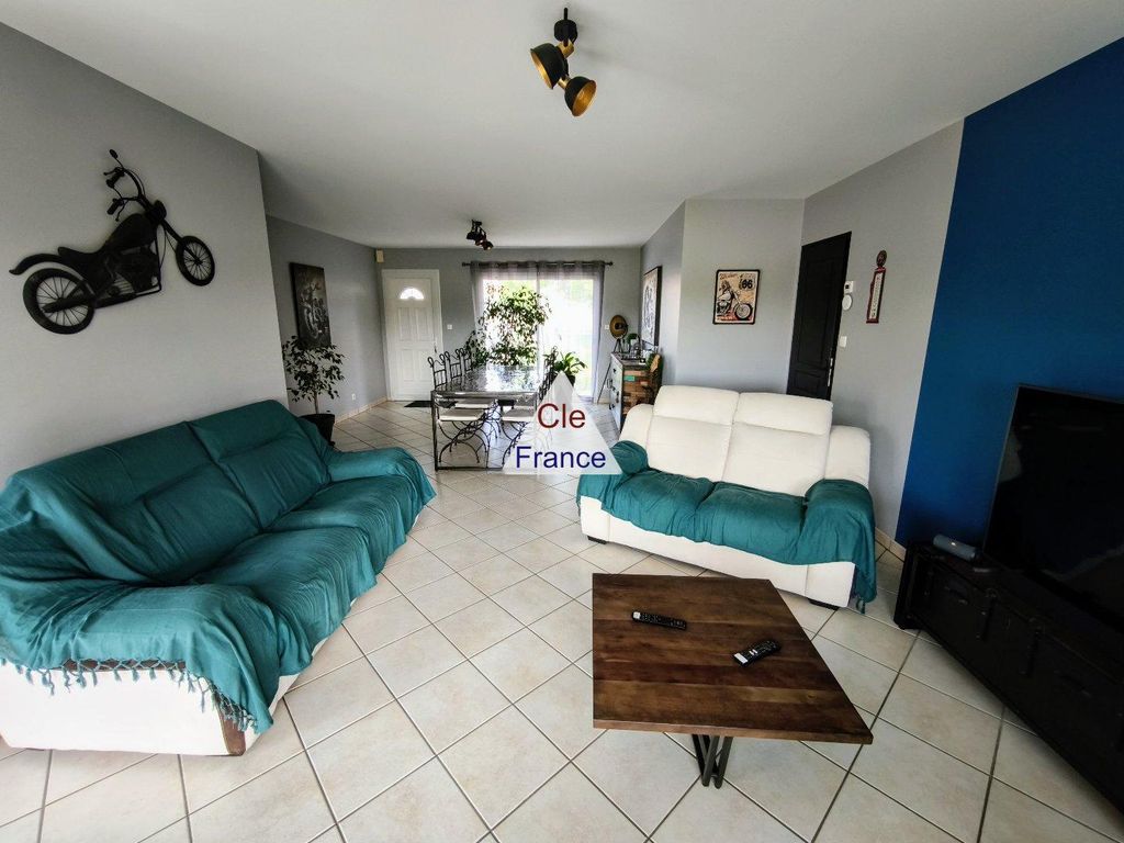Property photo 2 of 10
