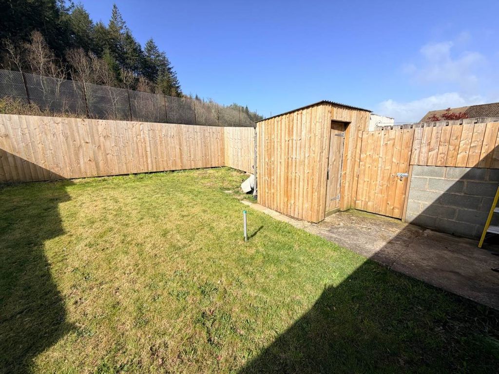 Property photo 3 of 8 Garden 73 Maes Y Deri