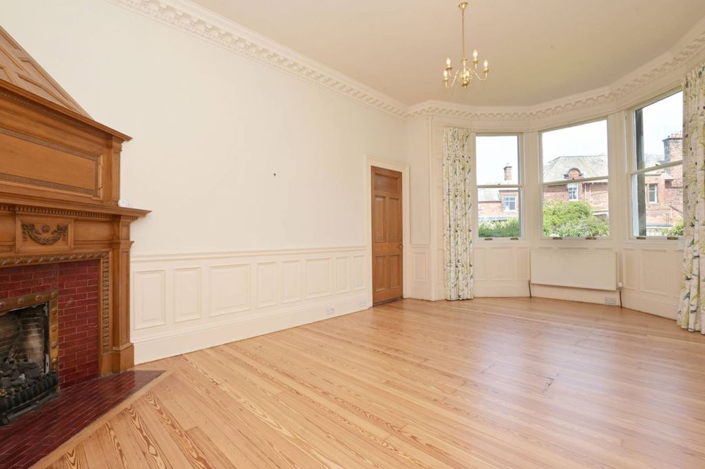 Property photo 3 of 27