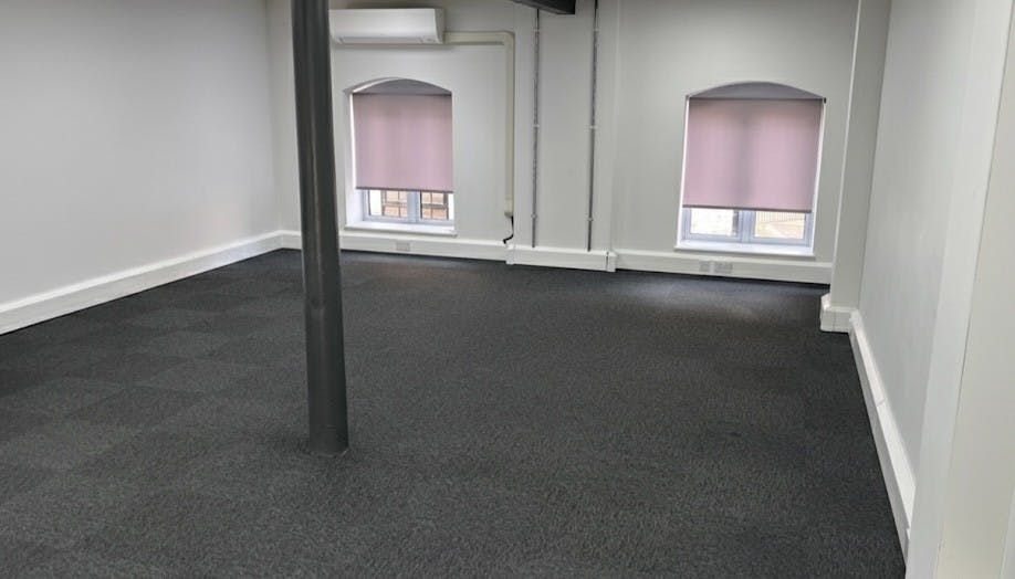 Property photo 2 of 7 Thumbnail_Image0.Jpg