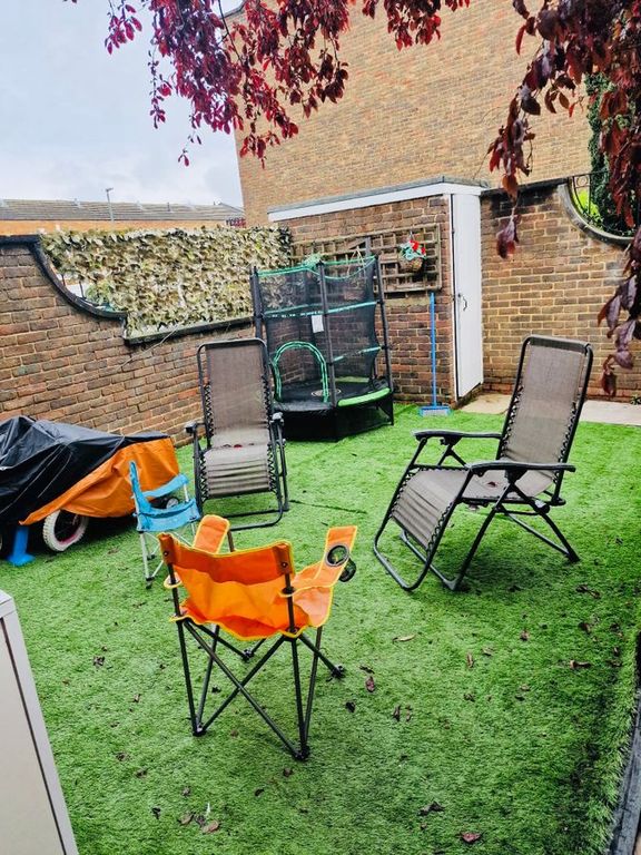 Property photo 2 of 26