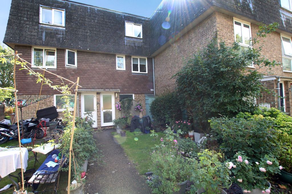 Property photo 1 of 11