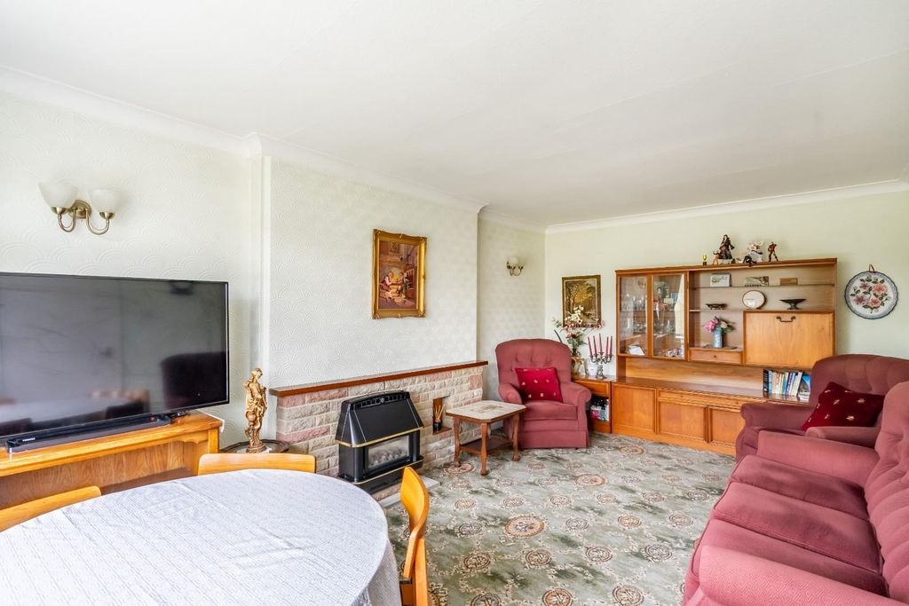 Property photo 3 of 12 3mc-2.Jpg