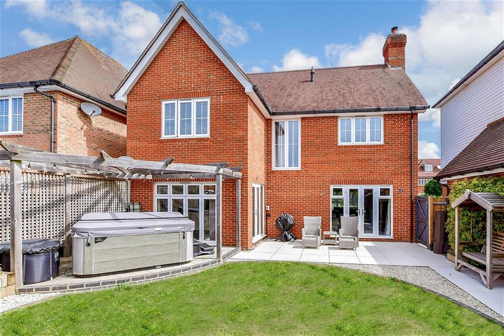 Property photo 2 of 12 Rear Garden