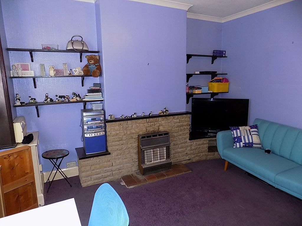 Property photo 3 of 13