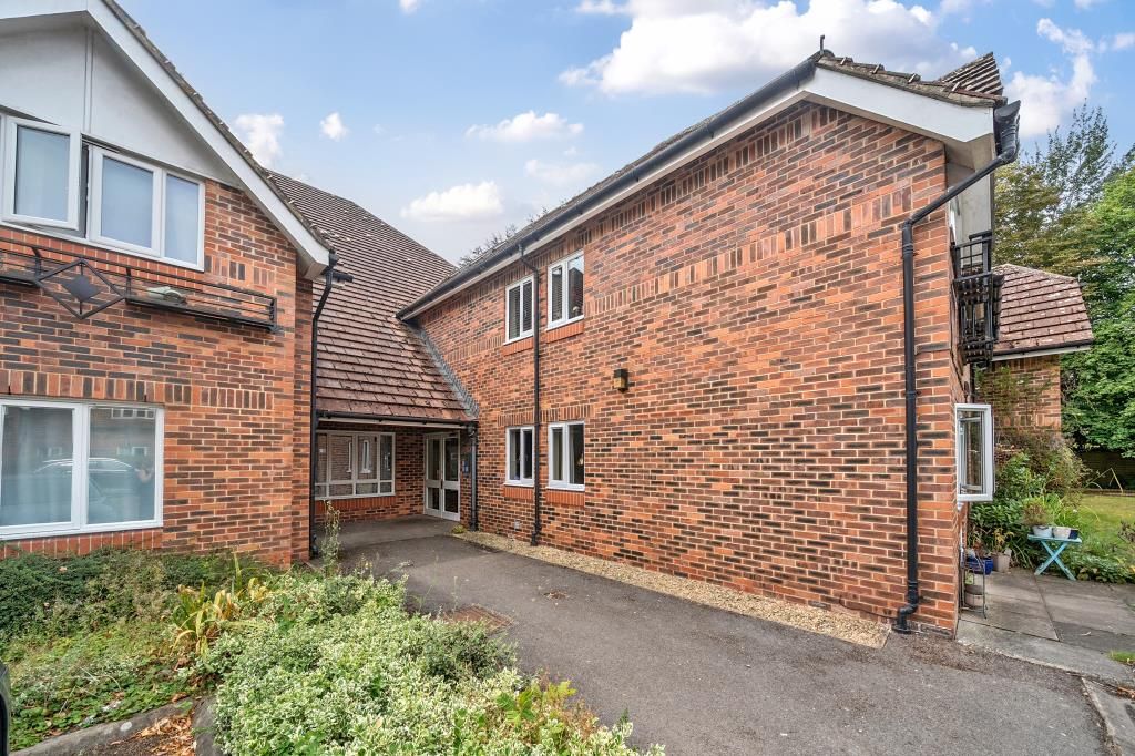 Property photo 1 of 16 External View