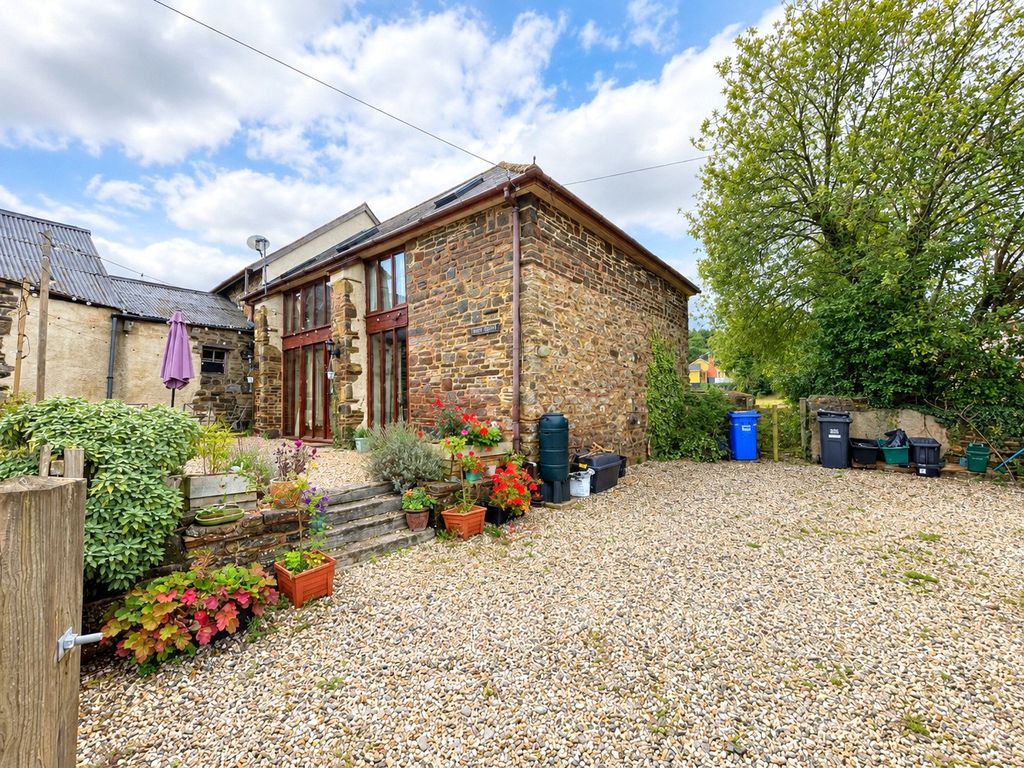 Property photo 1 of 3 Picture No. 01