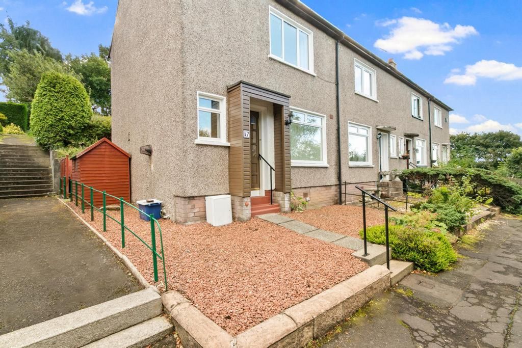 Property photo 1 of 28