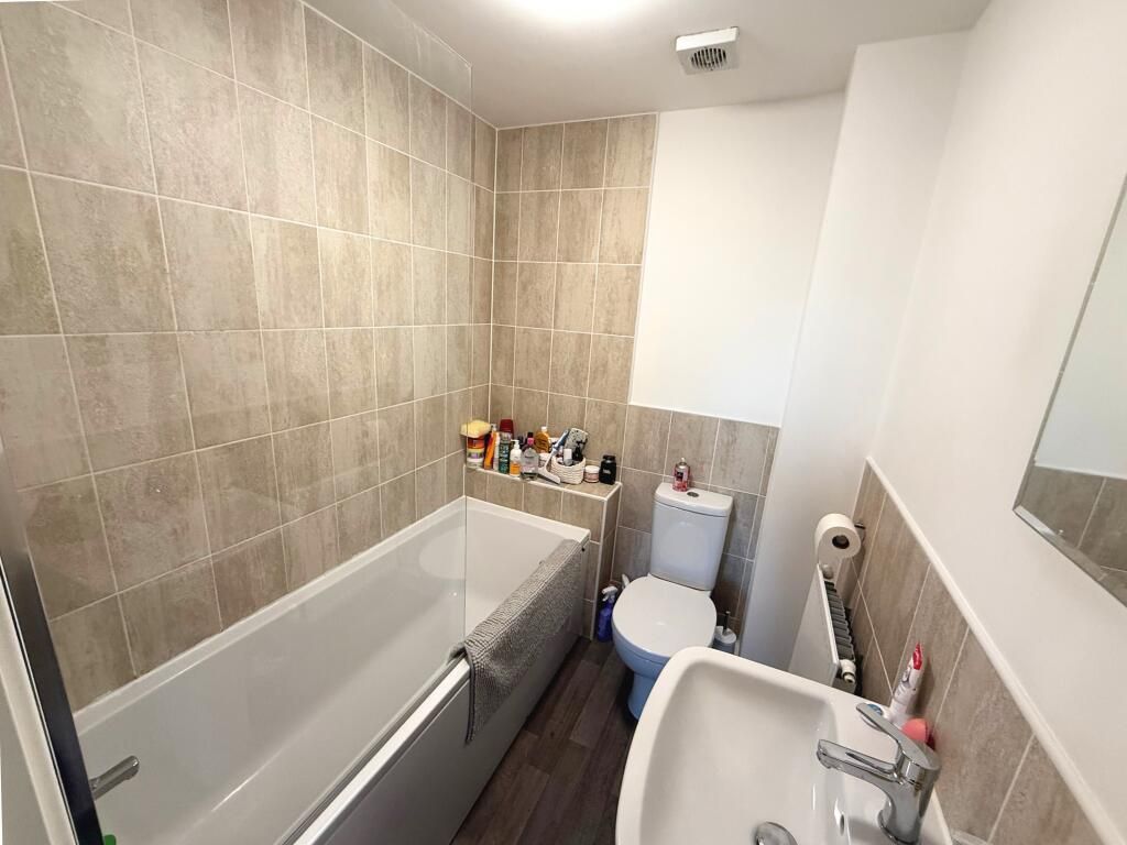 Property photo 2 of 5 Front