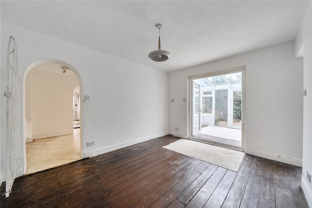 Property photo 3 of 21 Picture No. 03