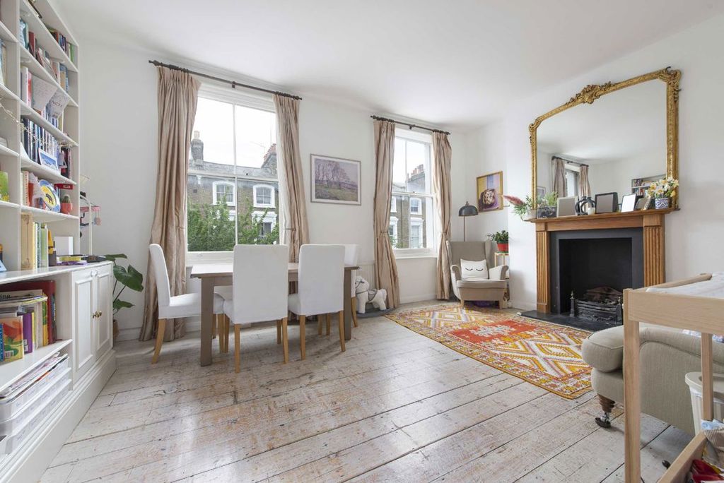 Property photo 2 of 9