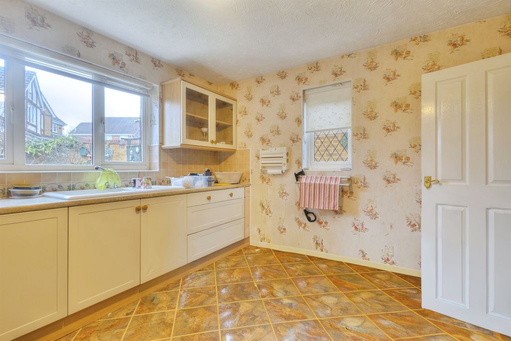 Additional image 11 of 4 bed detached house for saleGoodhew Close, Kettering NN15