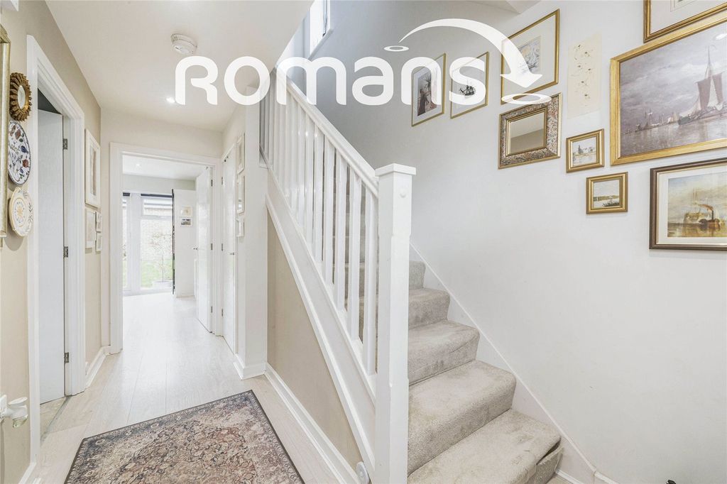 Property photo 3 of 17 Picture No. 04