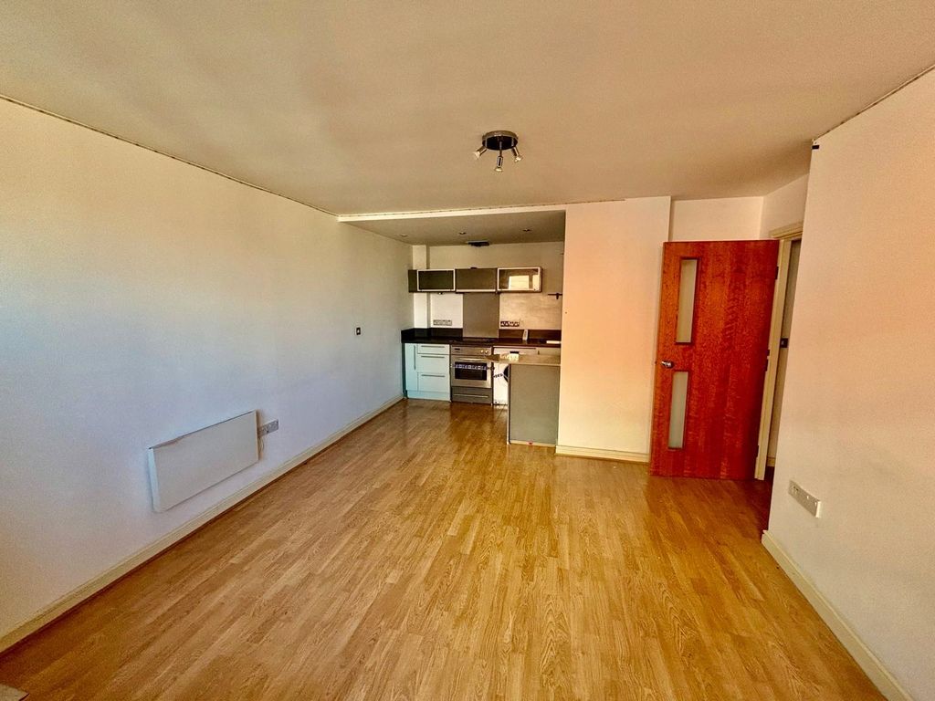 Property photo 3 of 8 Picture No. 07