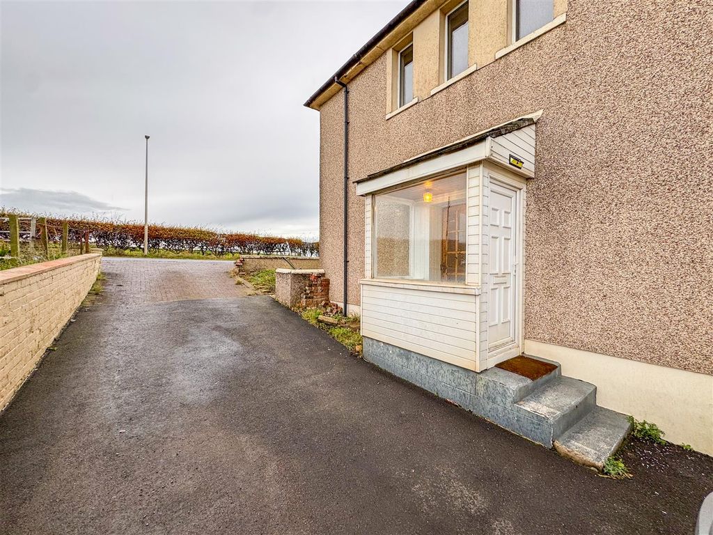 Property photo 2 of 26 Driveway