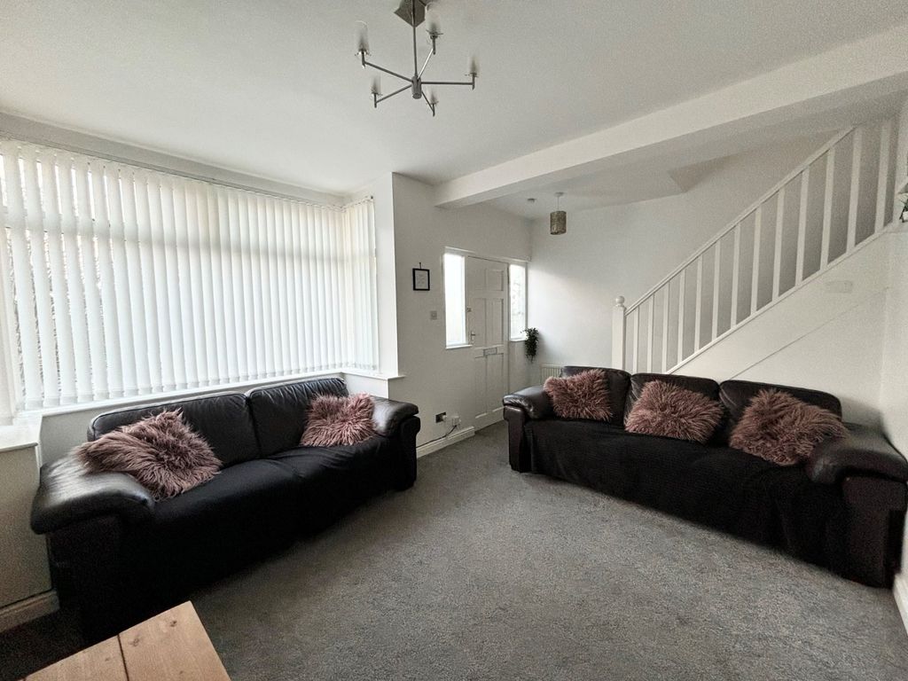 Property photo 3 of 16 Picture No. 12