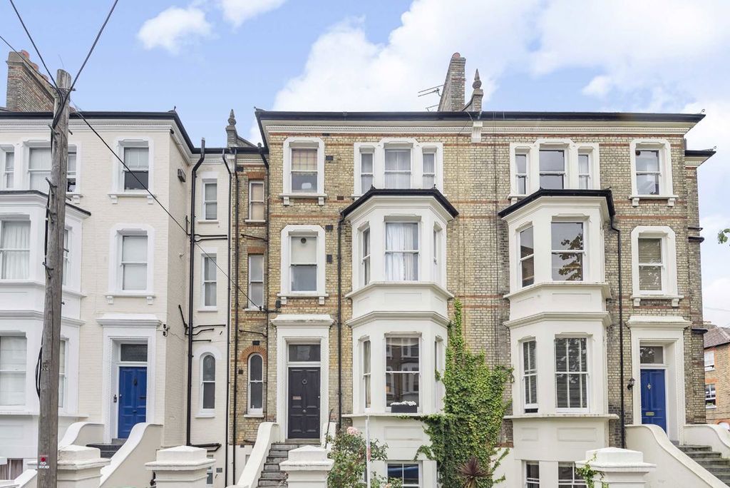 Property photo 1 of 4