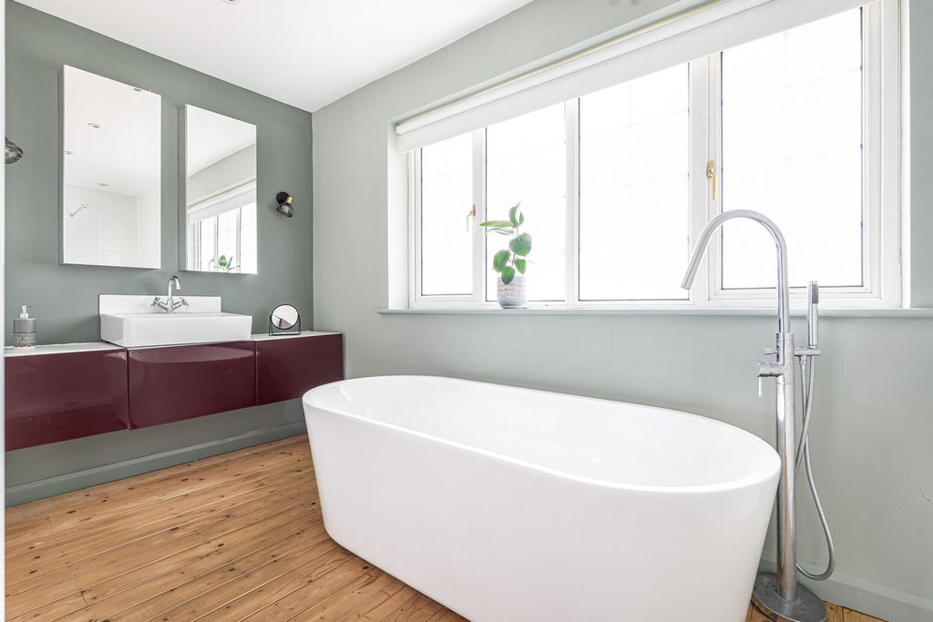 Additional image 10 of 5 bed detached house for saleFoxhall Road, Didcot OX11