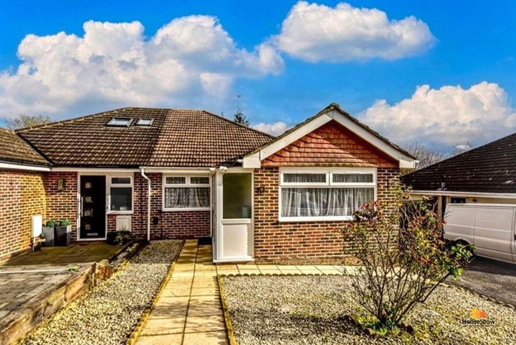 Property photo 1 of 8