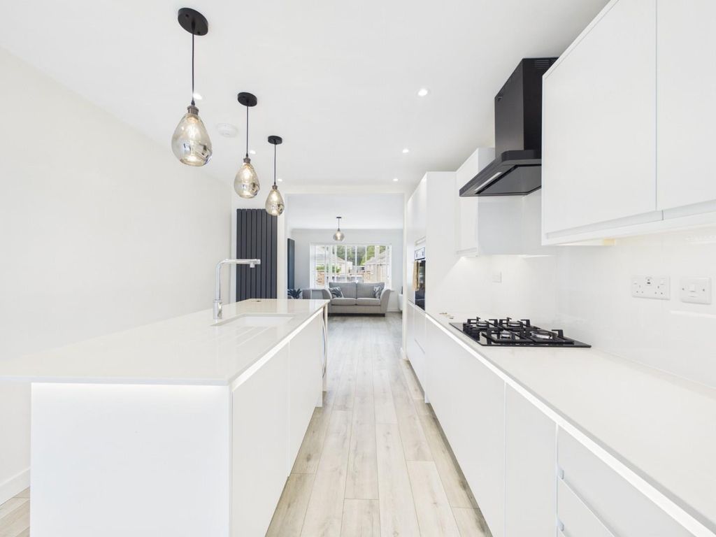 Property photo 3 of 14 Kitchen Diner