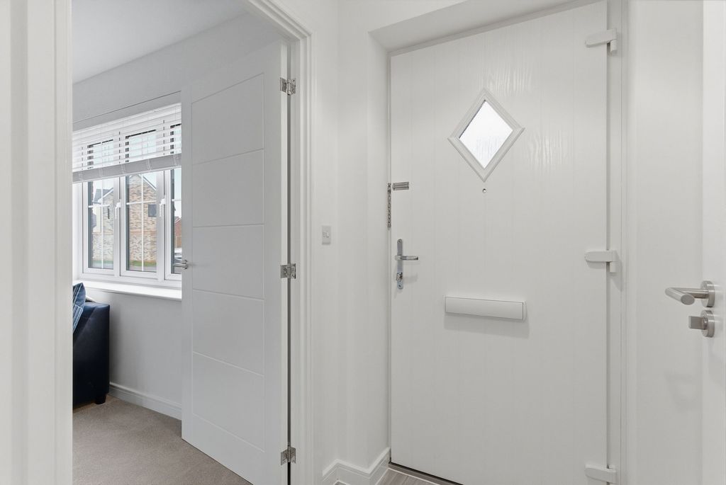 Property photo 3 of 22