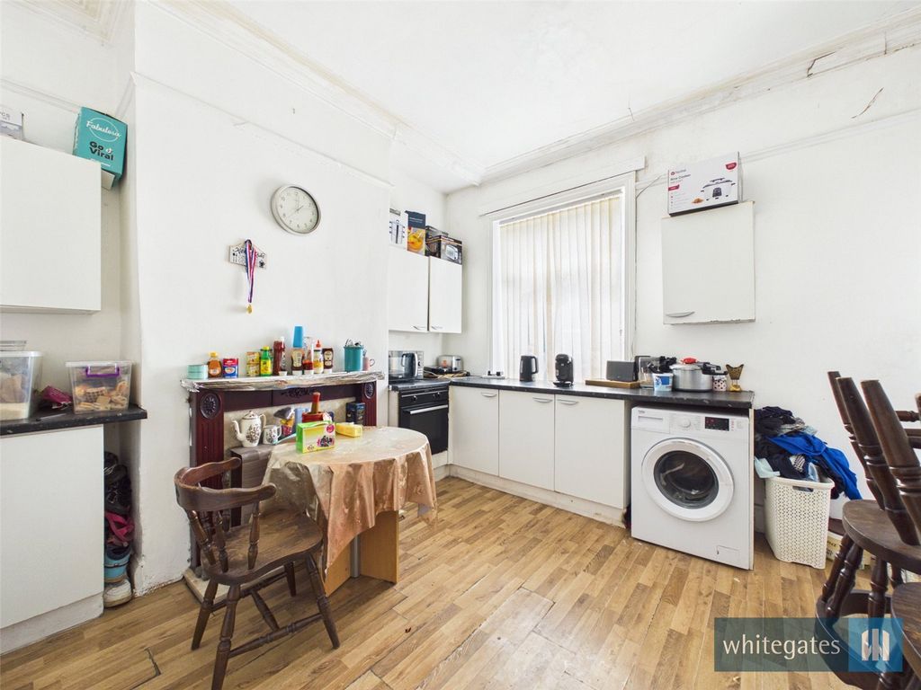 Property photo 2 of 12 Picture No. 02