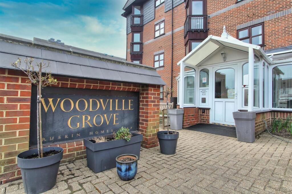 Property photo 2 of 18