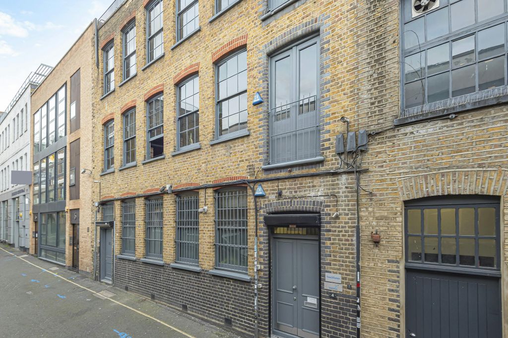 Property photo 2 of 8 c36c68Fa29d85475Cb259E12d4B57108-Letting21155.Jpeg