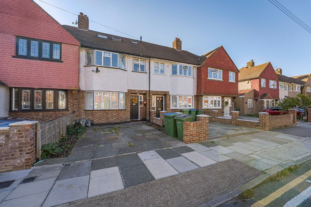 Property photo 3 of 28 Picture No. 15