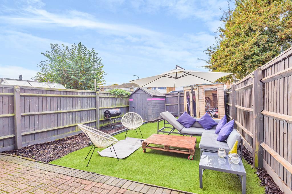 Property photo 2 of 10 Garden View