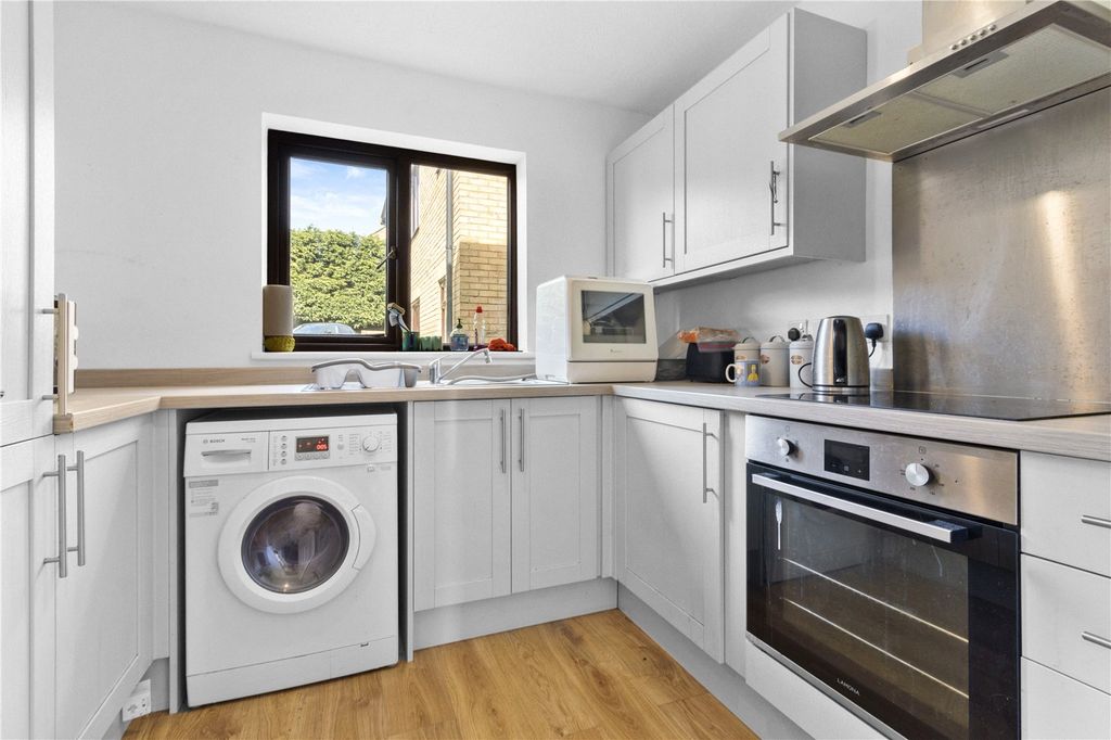 Property photo 2 of 12 Picture No. 03