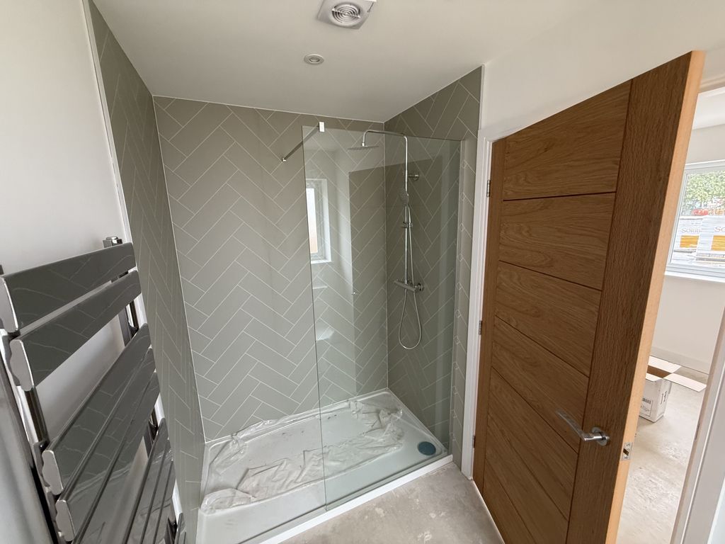Property photo 3 of 11 Img_1344
