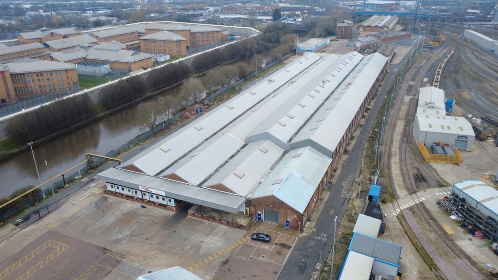 Property photo 1 of 13 Photo 13