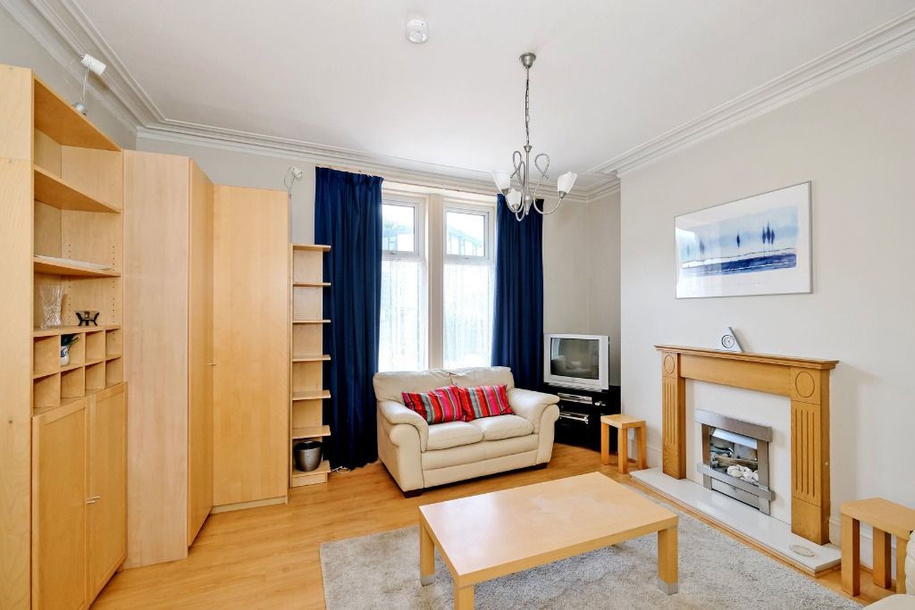 Property photo 3 of 9 Photo 3