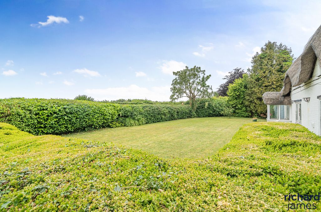 Property photo 3 of 36 16Feed37-7277-4c1...