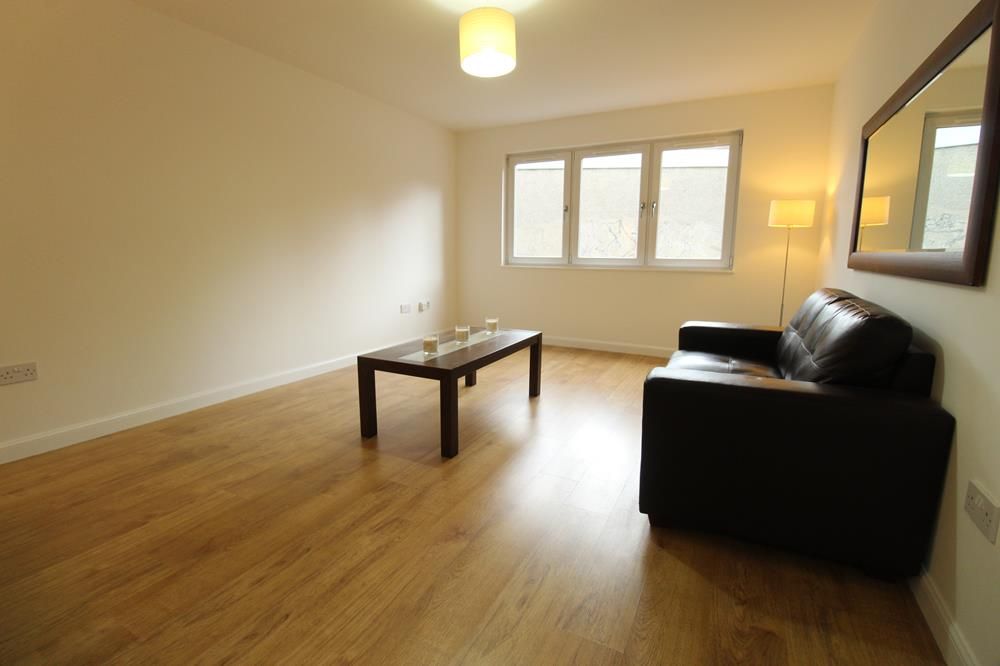 Property photo 2 of 10 Lounge 2
