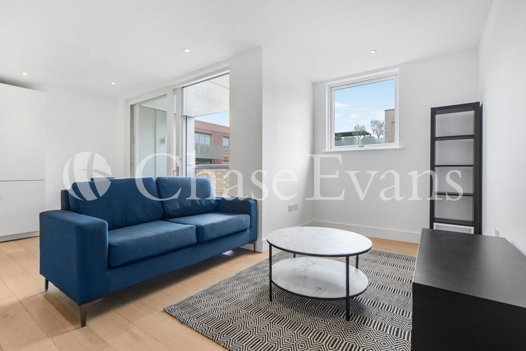 Property photo 1 of 13 Living Area