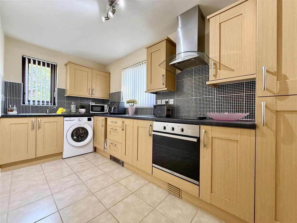 Property photo 2 of 10 2