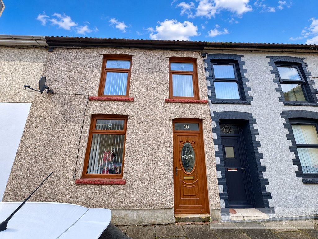 Property photo 1 of 16 Picture No. 04