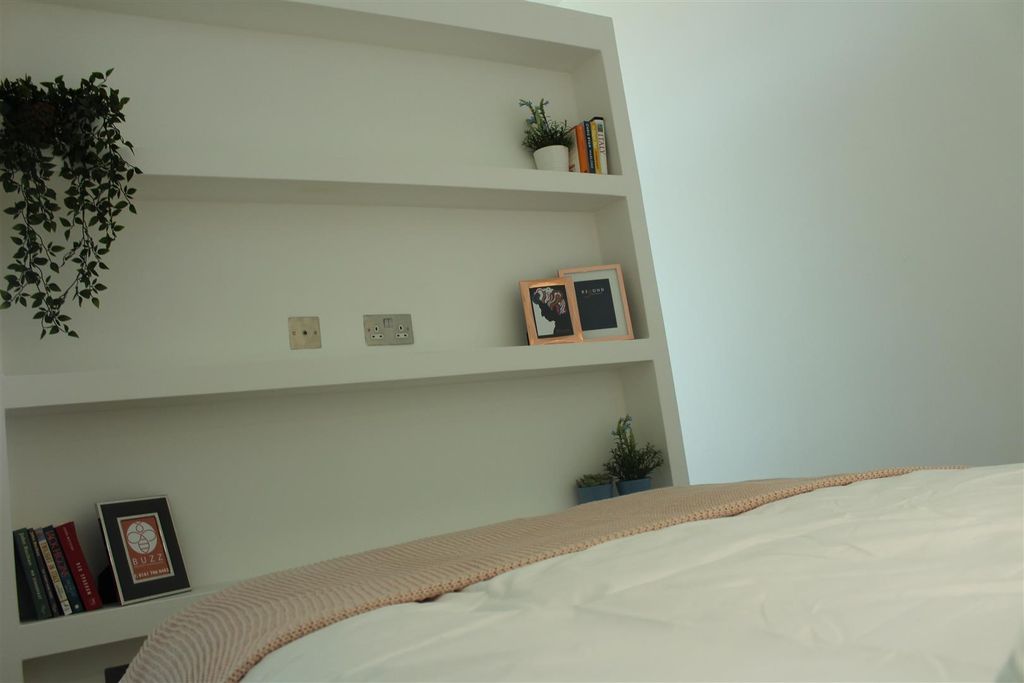 Property photo 2 of 6 Abito Pictures 2.Jpg