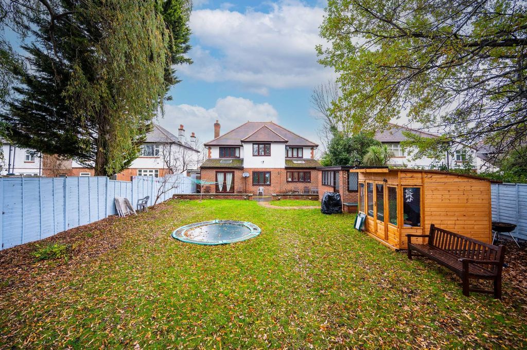 Property photo 3 of 13