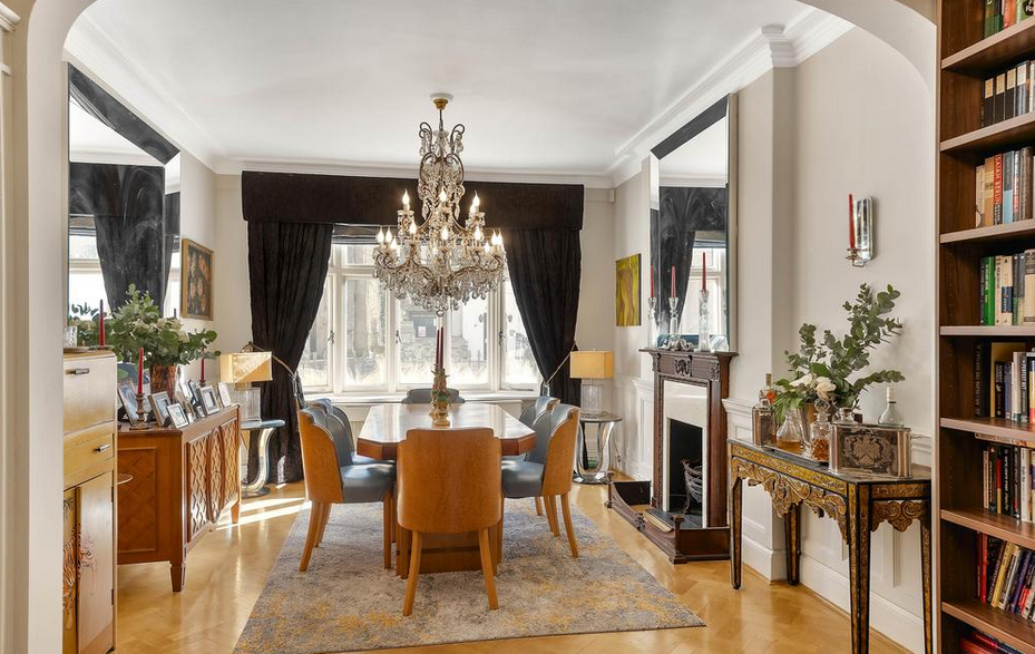 Property photo 3 of 12