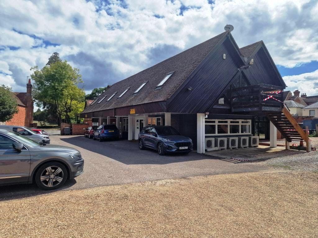 Property photo 2 of 9 Pic5CH614082025.Jpg